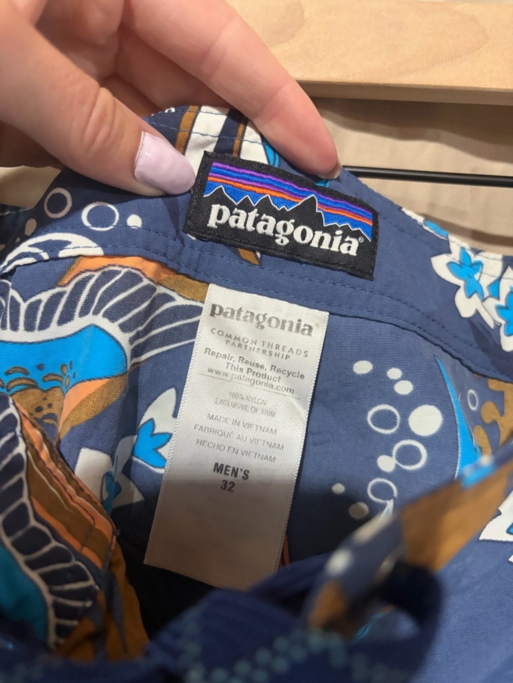 Patagonia swim trunks - Picture 3 of 3